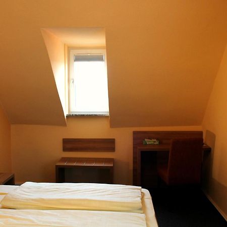 Zur Lindenau Hotel Rüdesheim am Rhein Quarto foto